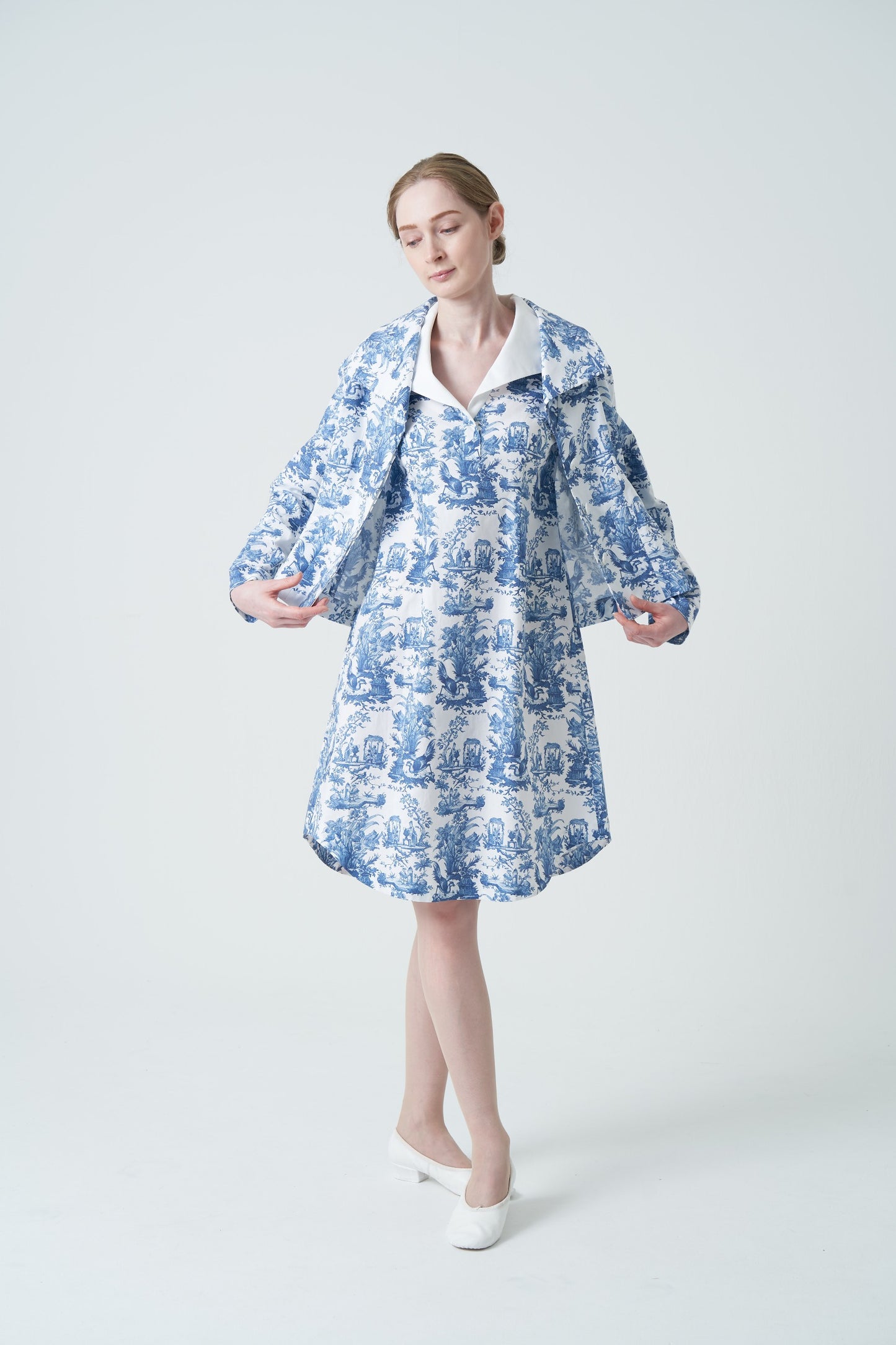 Chinoiserie pleated back shirt jacket